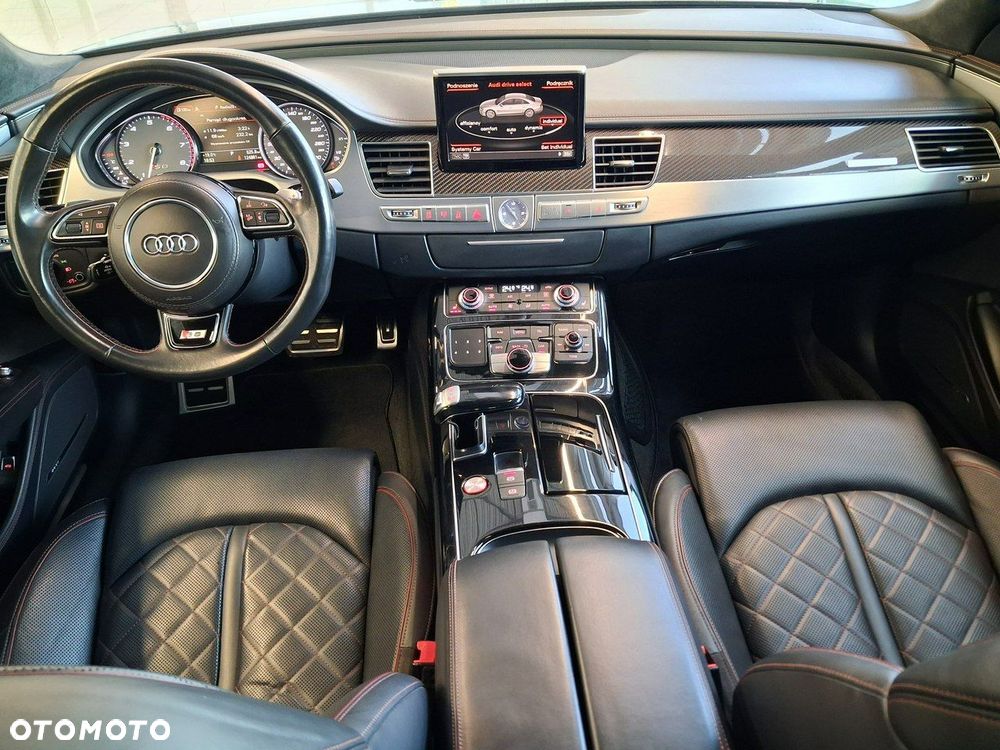 Audi S8 - 19