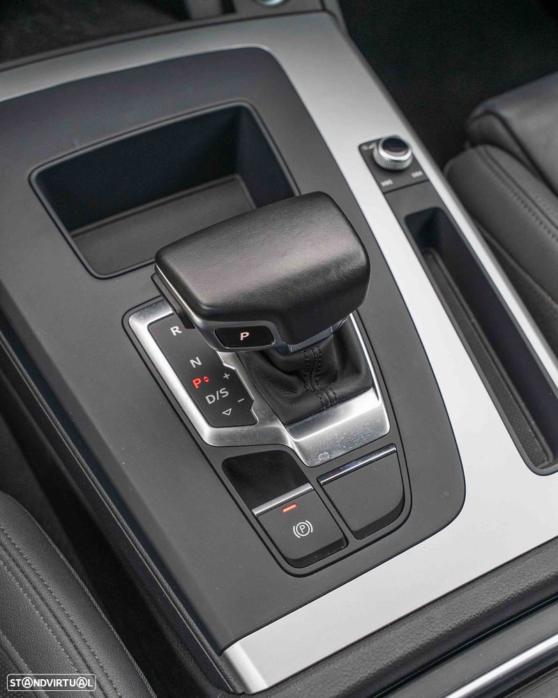 Audi Q5 2.0 TFSI Hybrid quattro S-line Tiptronic - 31