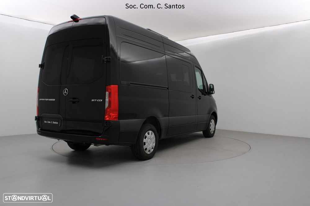Mercedes-Benz Sprinter - 5