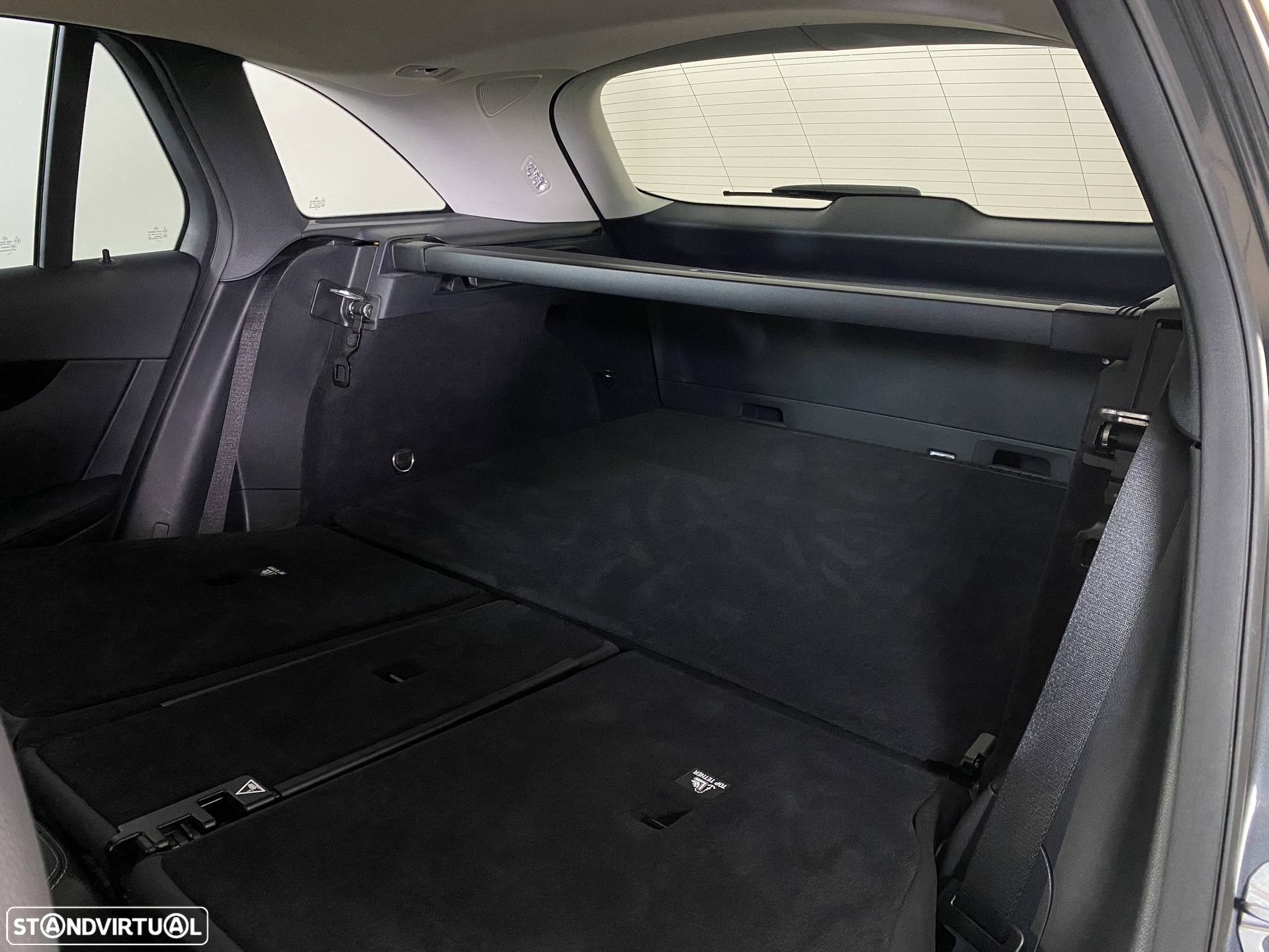 Mercedes-Benz GLC 300 - 19