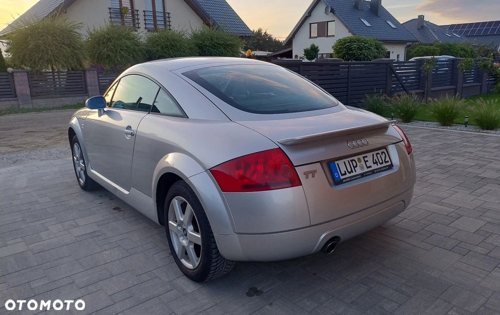 Audi TT Coupé 1.8T - 14