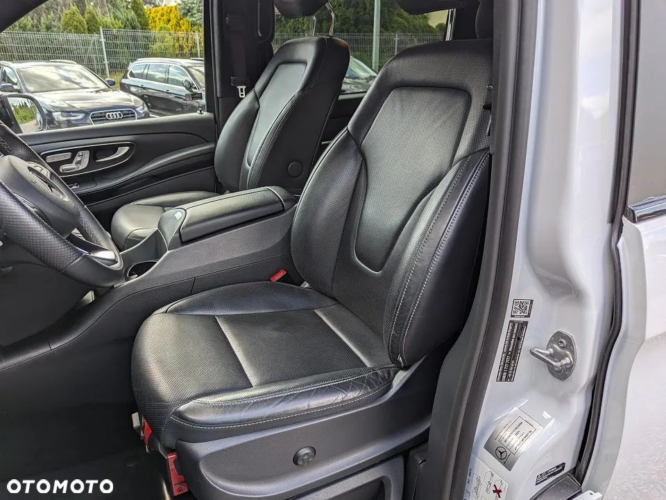 Mercedes-Benz Klasa V 300 d 4-Matic Exclusive 9G-Tronic (d³ugi) - 17