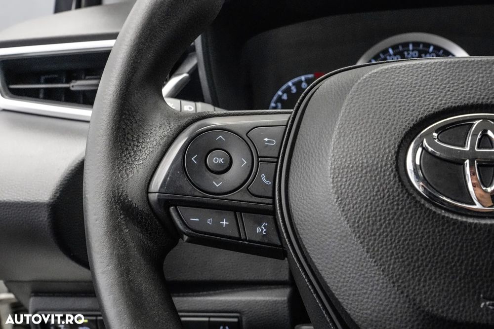 Toyota Corolla 1.5 TNGA MT Business - 20