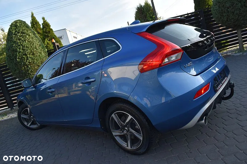 Volvo V40 D3 Drive-E R-Design Momentum - 3