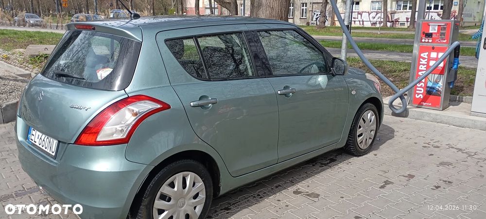 Suzuki Swift - 3