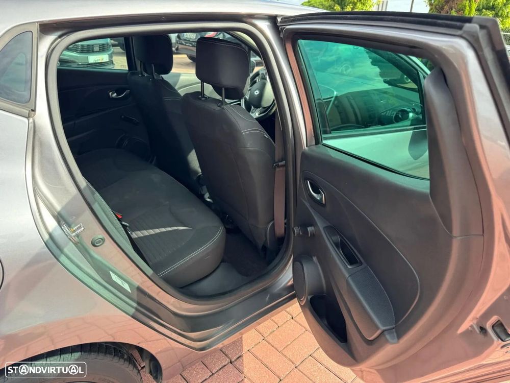 Renault Clio 0.9 TCe Limited - 18