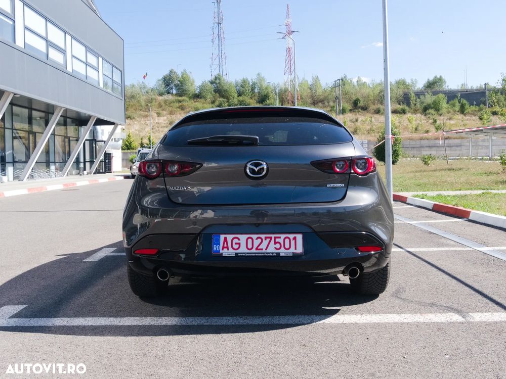 Mazda 3 SKYACTIV-G 2.0 M-Hybrid - 4