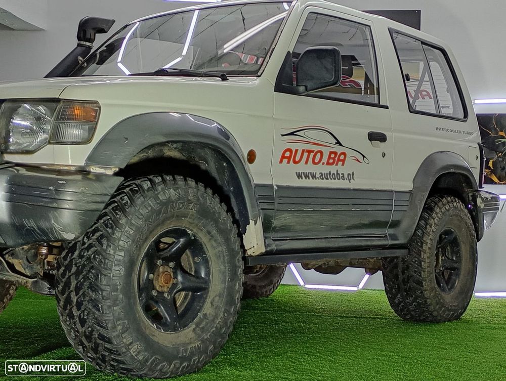 Mitsubishi Pajero 2.5 TDi GLS - 3