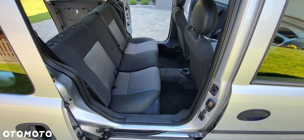 Opel Combo Standard - 18