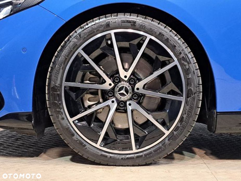 Mercedes-Benz CLA 220 mHEV 4-Matic 8G-DCT - 21