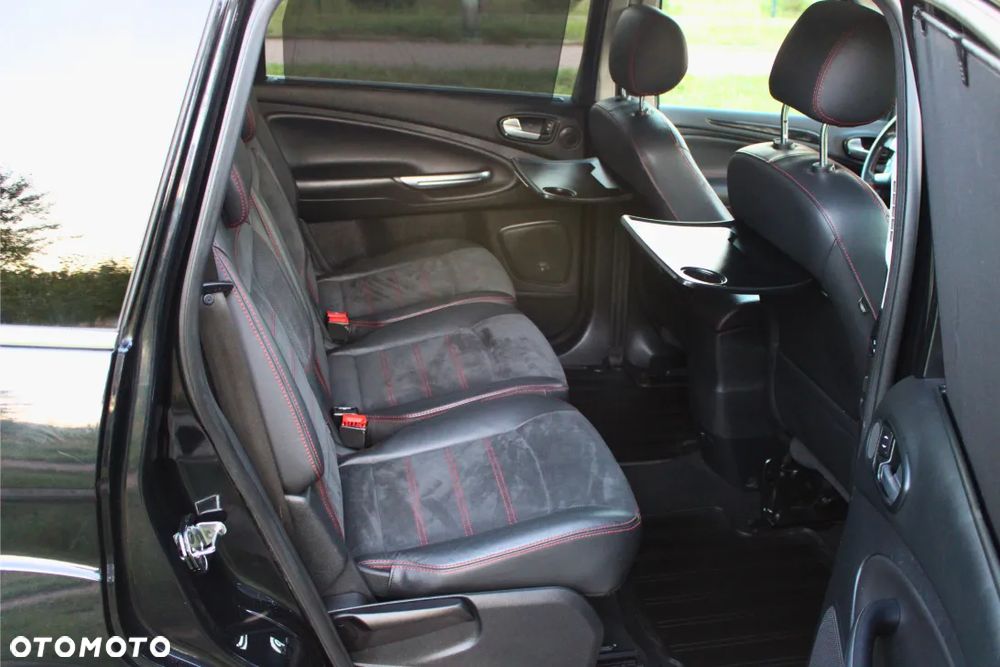 Ford S-Max 2.0 TDCi DPF Titanium - 20