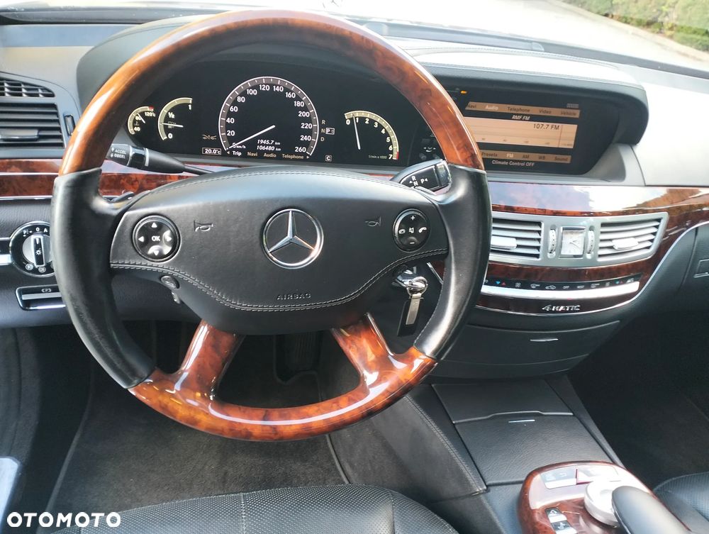 Mercedes-Benz Klasa S 500 L 4Matic 7G-TRONIC - 28