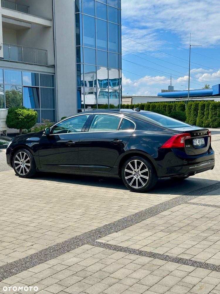 Volvo S60 - 12