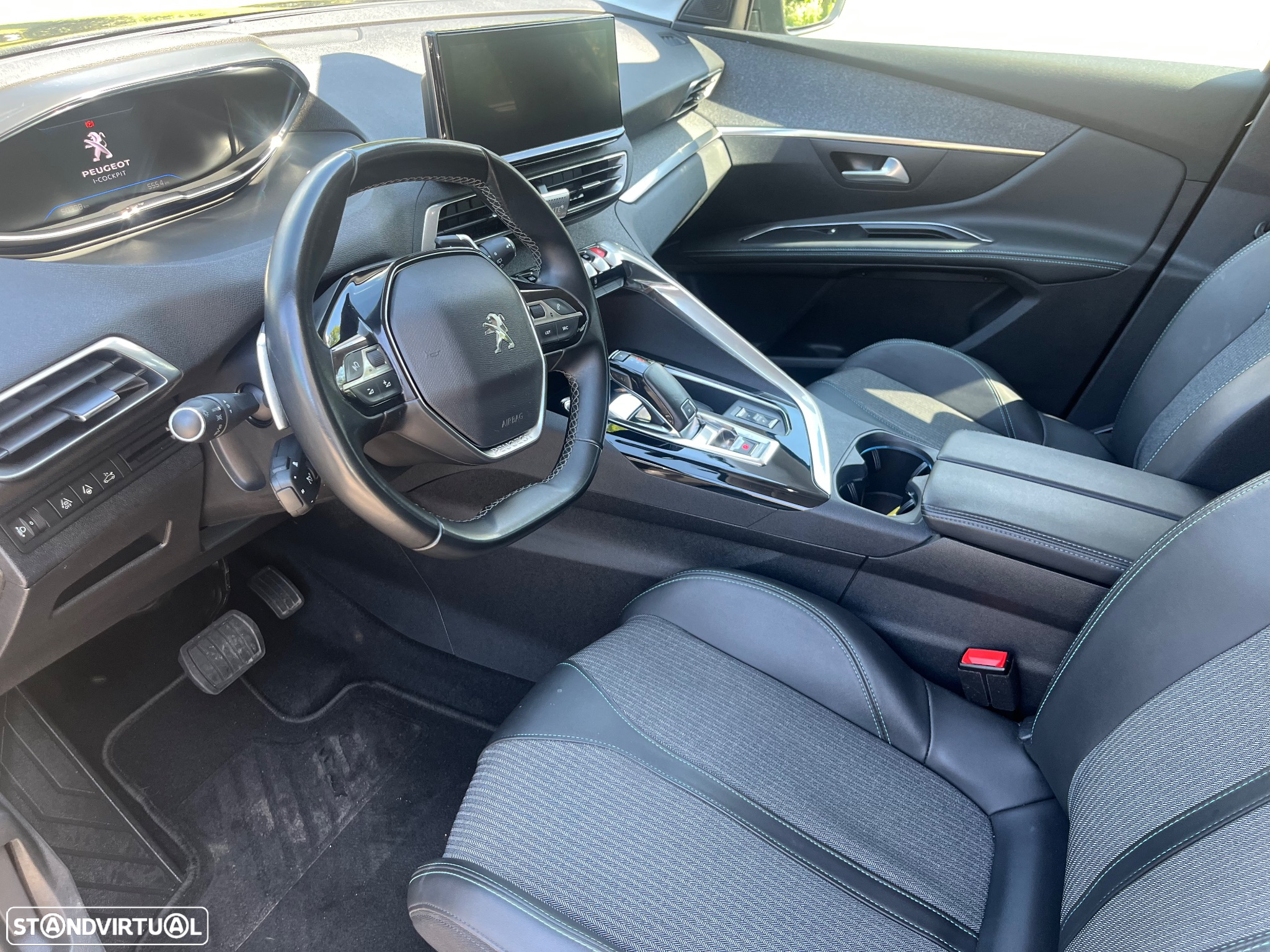 Peugeot 5008 1.5 BlueHDi Allure Pack EAT8 - 5