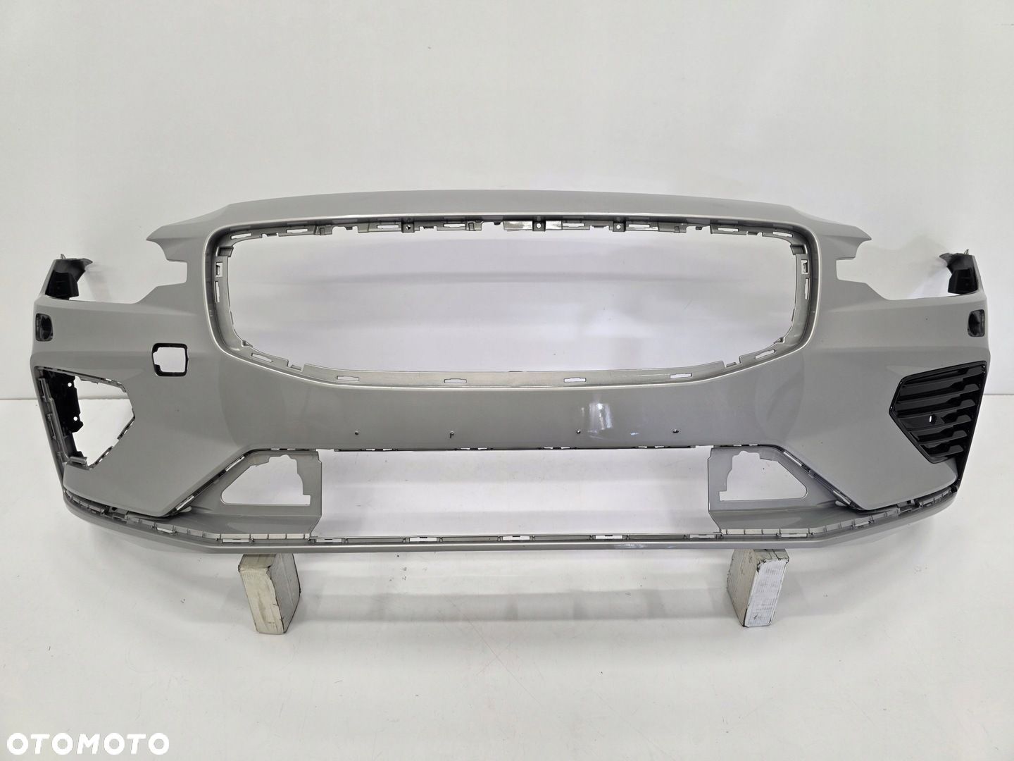 ZDERZAK PRZÓD VOLVO S60 III V60 II R-DESIGN  KRATKA 31690530 6PDC 18 - - 1