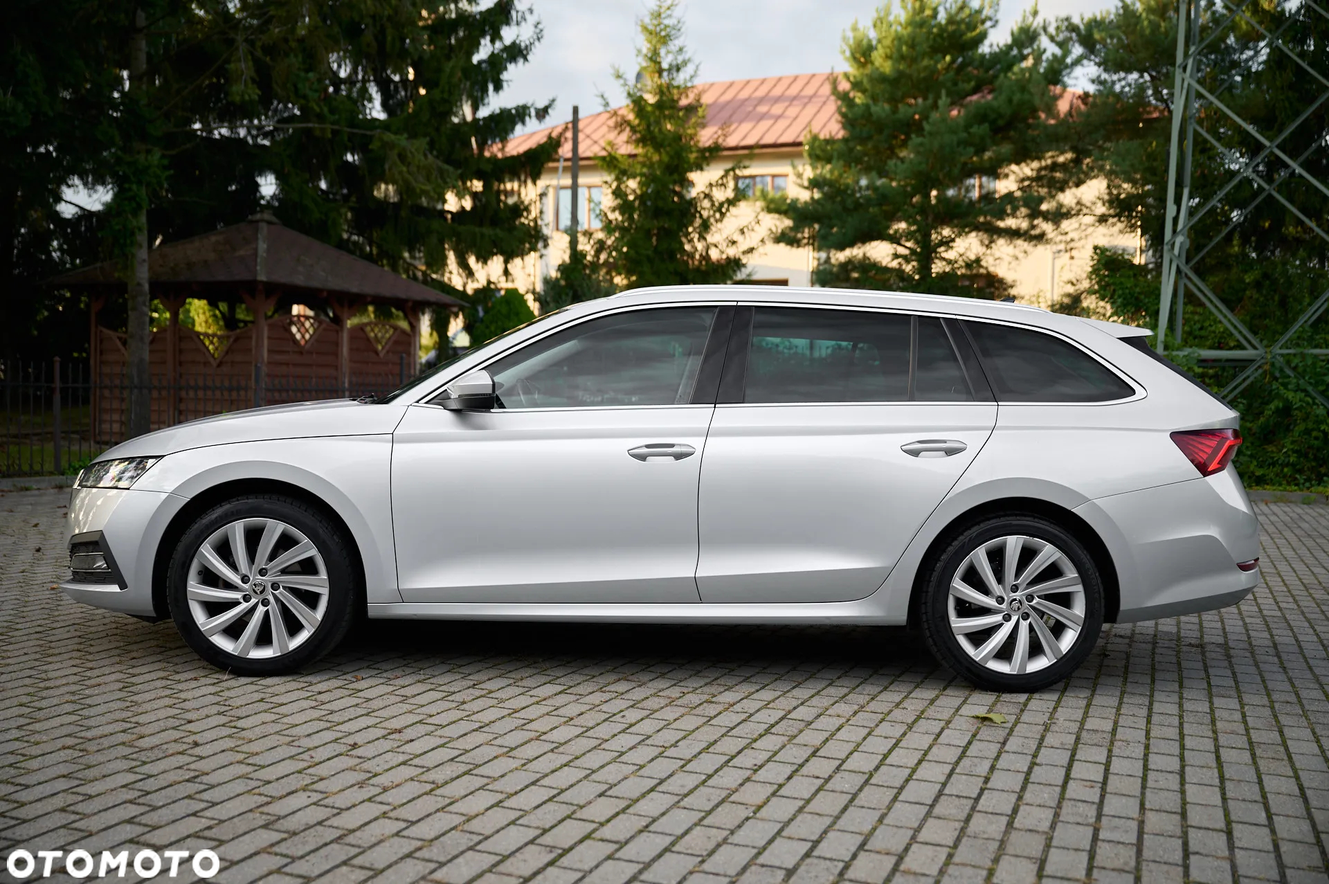 Skoda Octavia 2.0 TDI Style DSG - 8