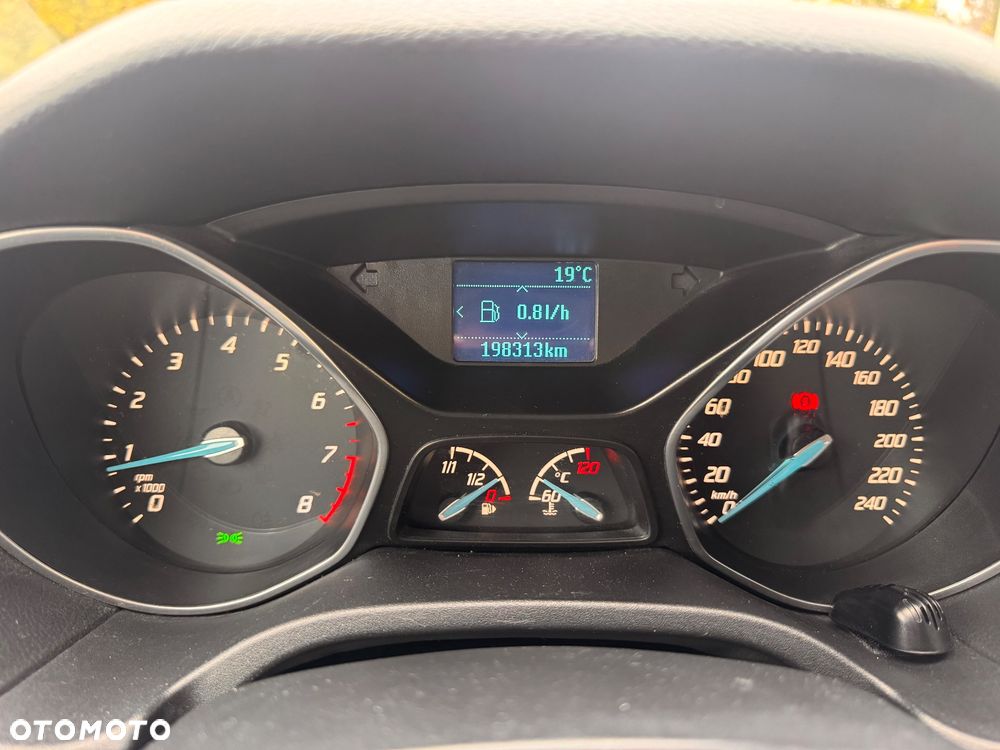 Ford Focus - 22