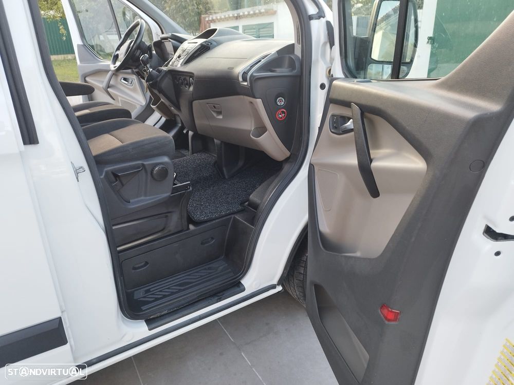 Ford Transit Custom  2.2 Tdci 100 Cv L2H1 Cabine  Dupla 5 Lugares - 19