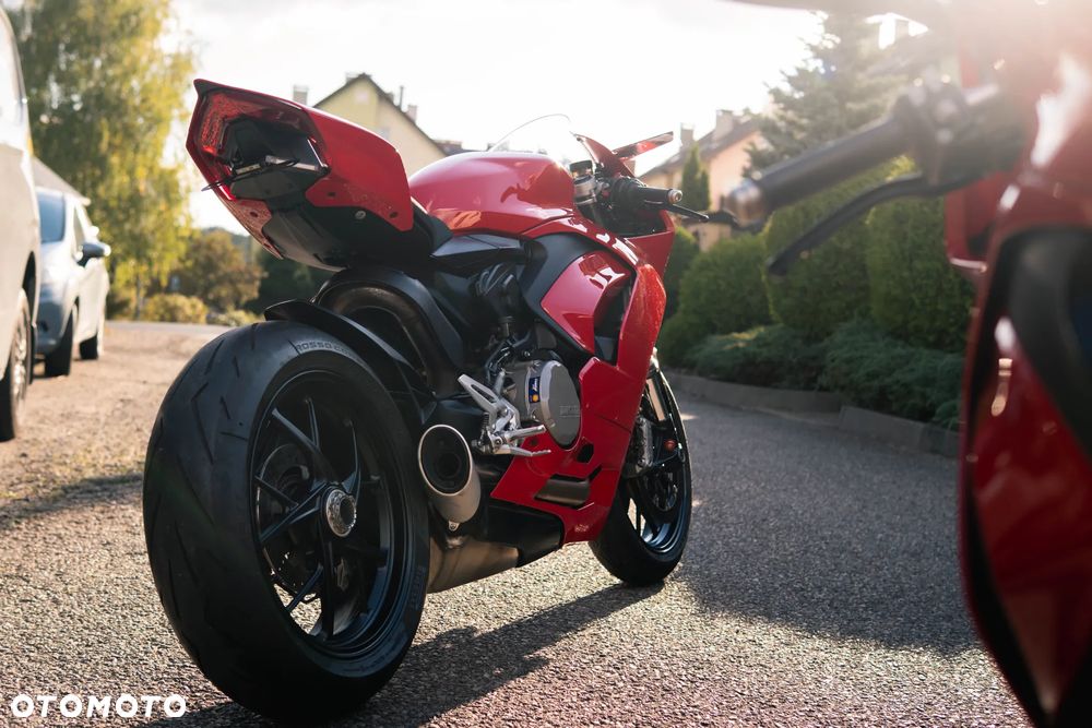 Ducati Panigale V2 - 4