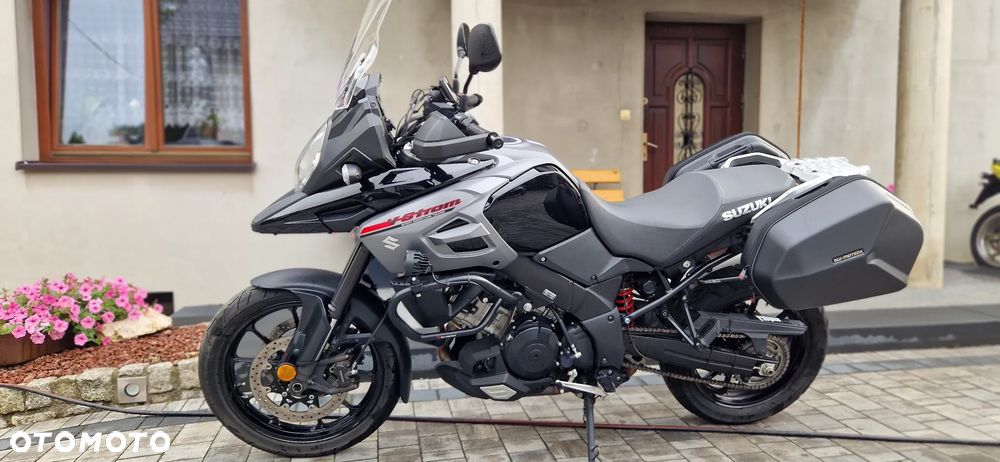 Suzuki V-STROM - 19