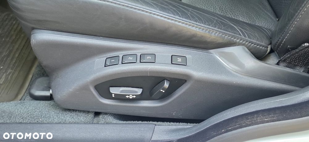 Volvo V70 D4 Geartronic Summum - 19