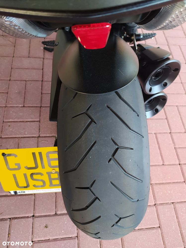 Ducati Diavel - 10