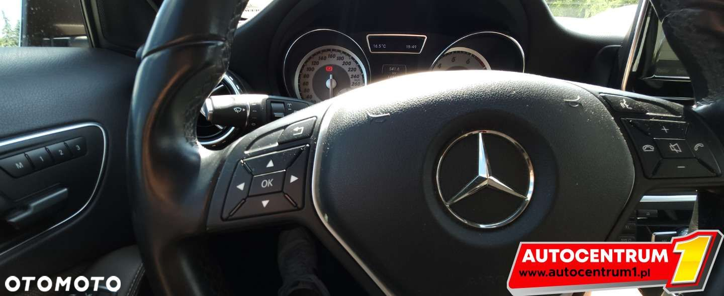 Mercedes-Benz GLA - 31