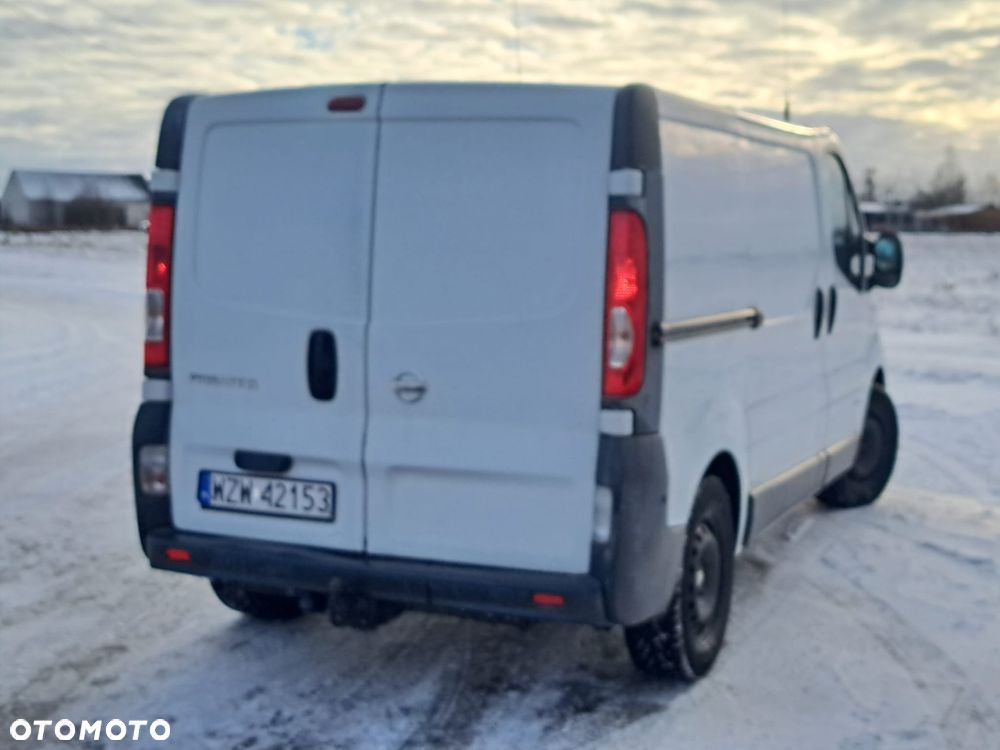 Nissan Primaster - 11