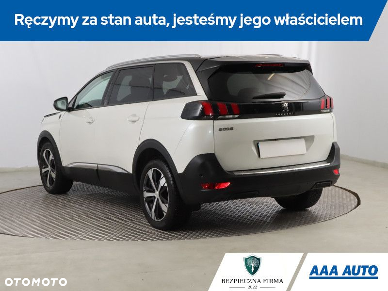Peugeot 5008 - 5