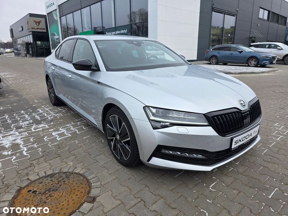 Skoda Superb 2.0 TDI SCR 4x4 Sportline DSG - 15