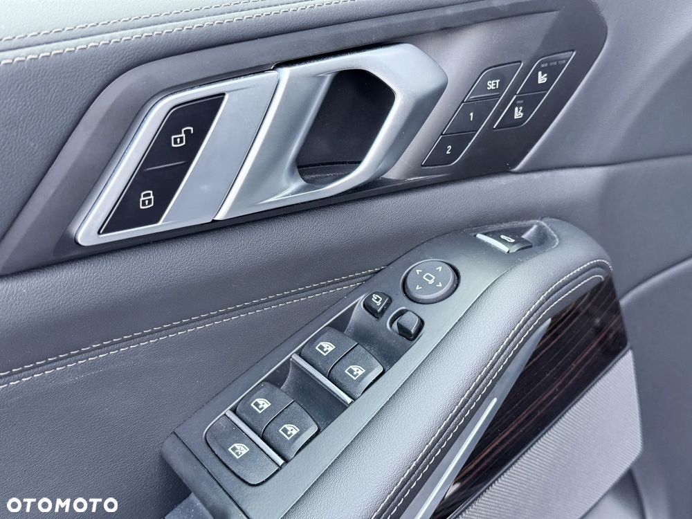 BMW X5 xDrive30d - 26
