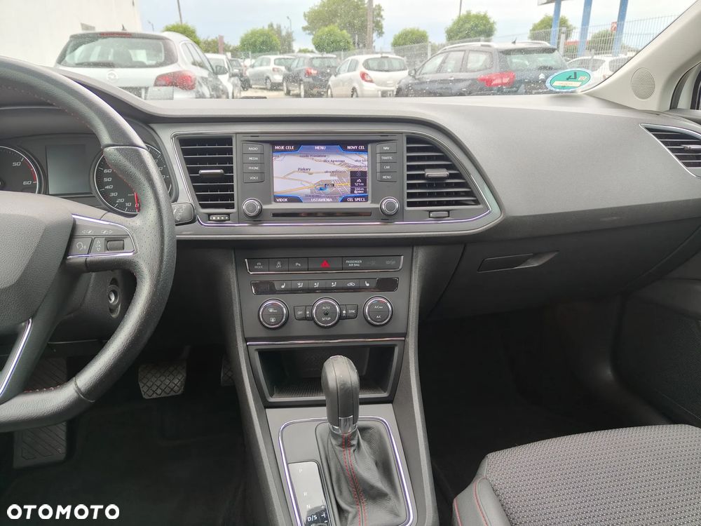Seat Leon 2.0 TDI DPF Ecomotive DSG FR - 21