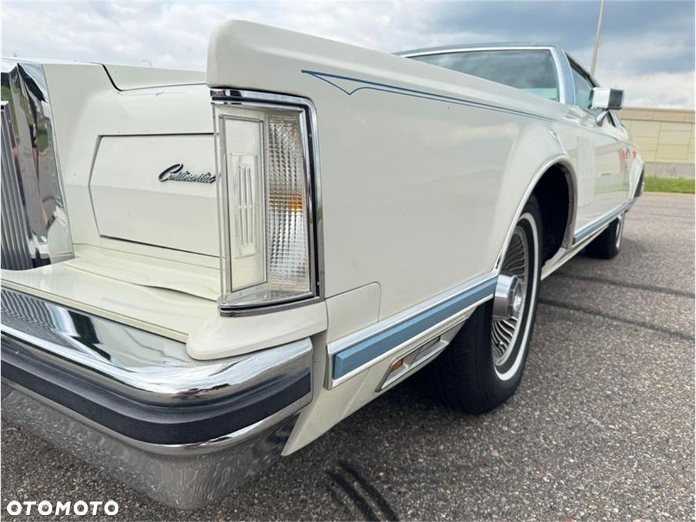 Lincoln Continental - 18