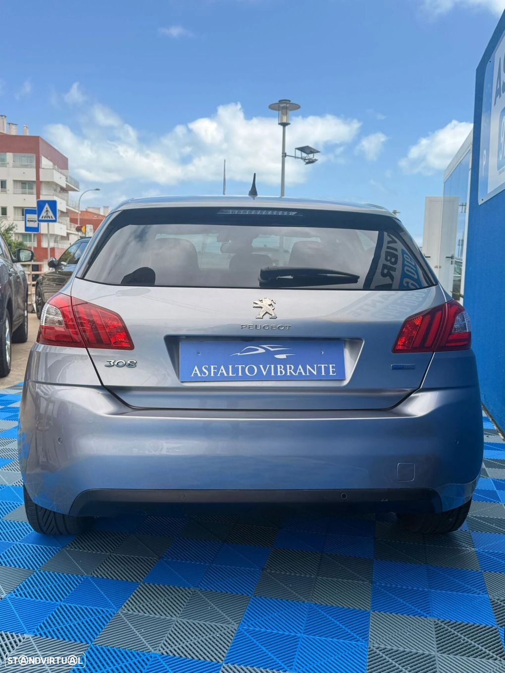 Peugeot 308 1.2 PureTech Allure - 5