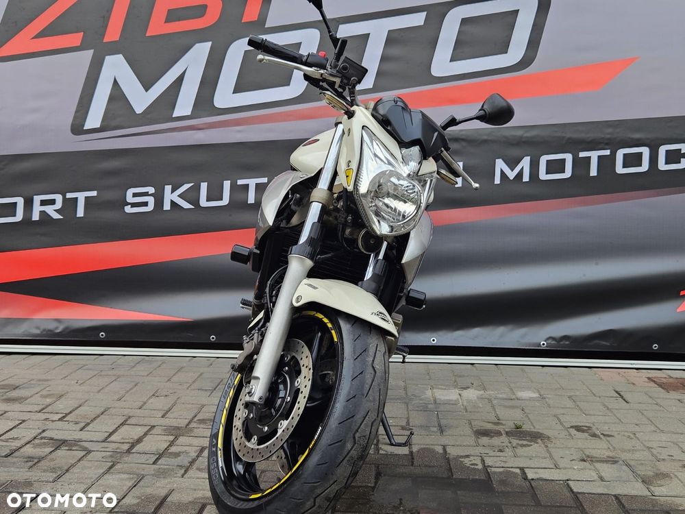 Yamaha XJ - 18