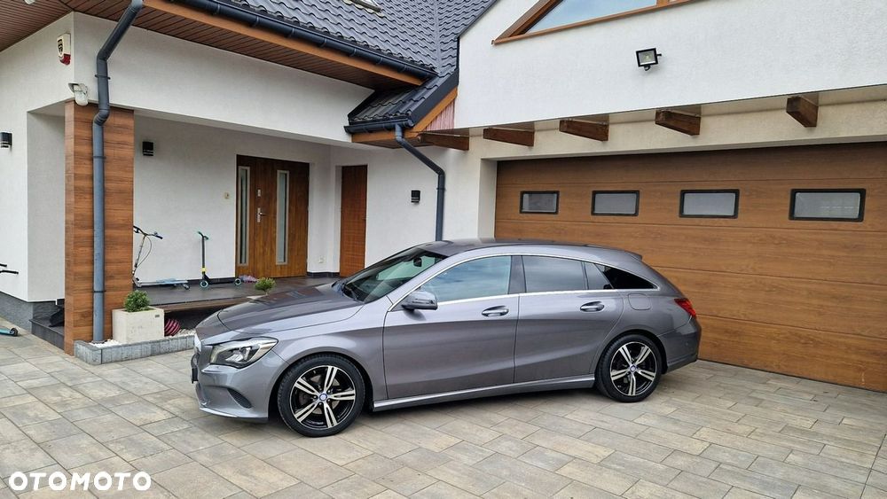 Mercedes-Benz CLA - 4