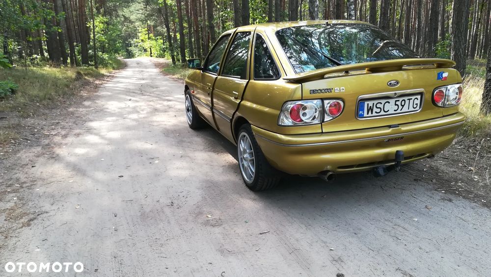 Ford Escort - 2