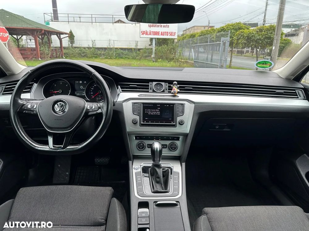 Volkswagen Passat - 5