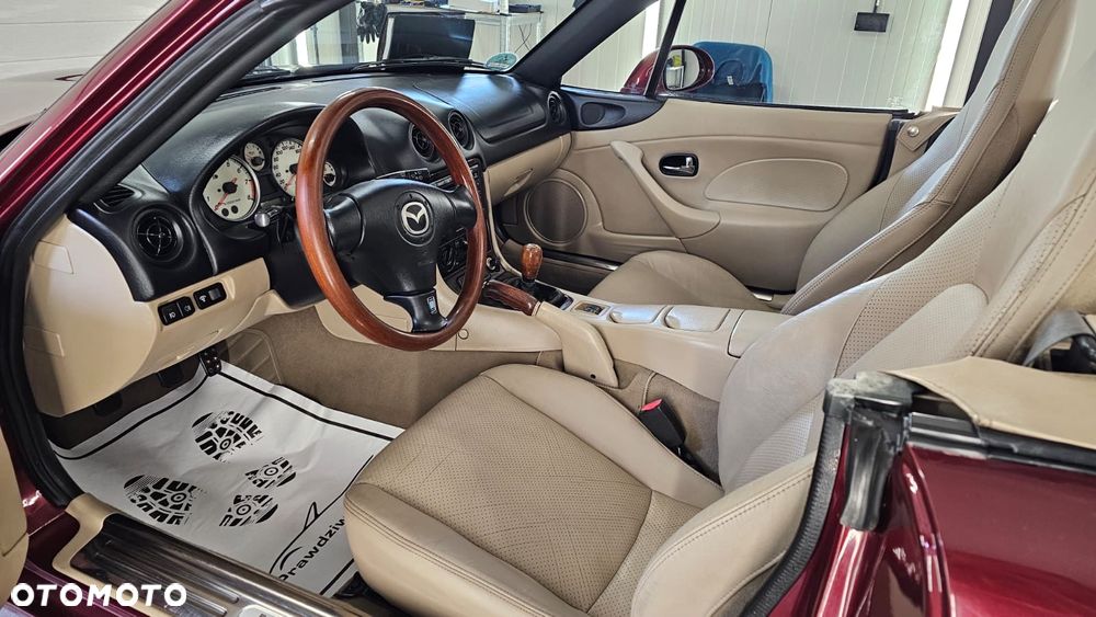 Mazda MX-5 1.9i 16V Memories - 11