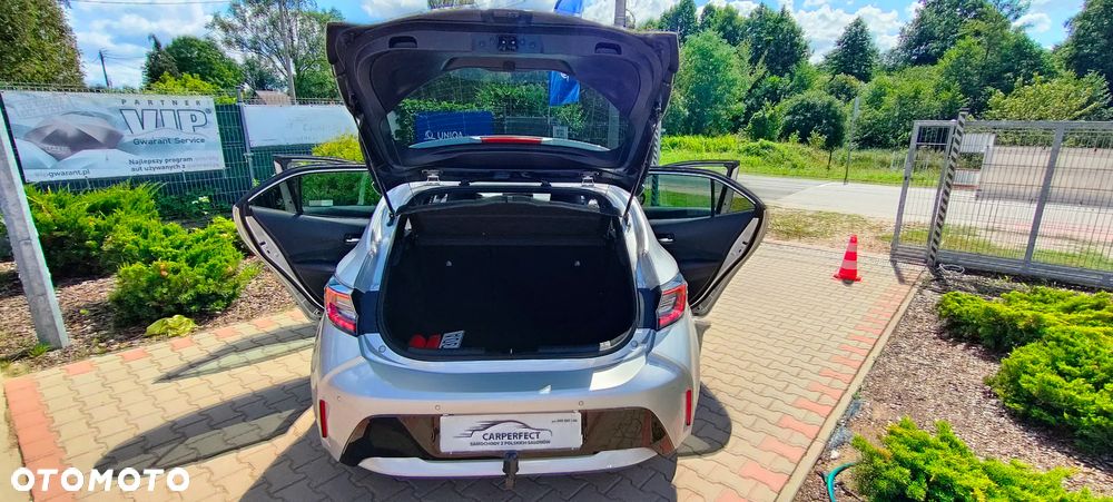 Toyota Corolla 1.8 Hybrid Executive - 32