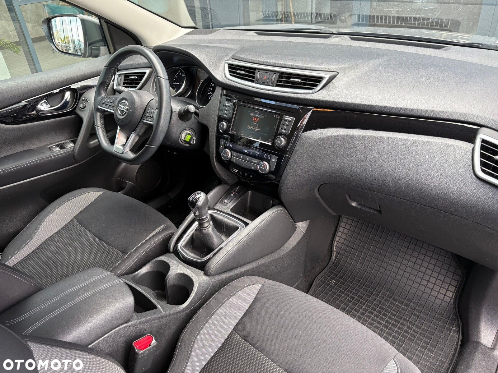 Nissan Qashqai - 15