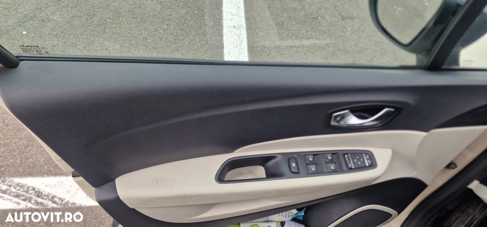 Renault Captur ENERGY TCe Zen - 9
