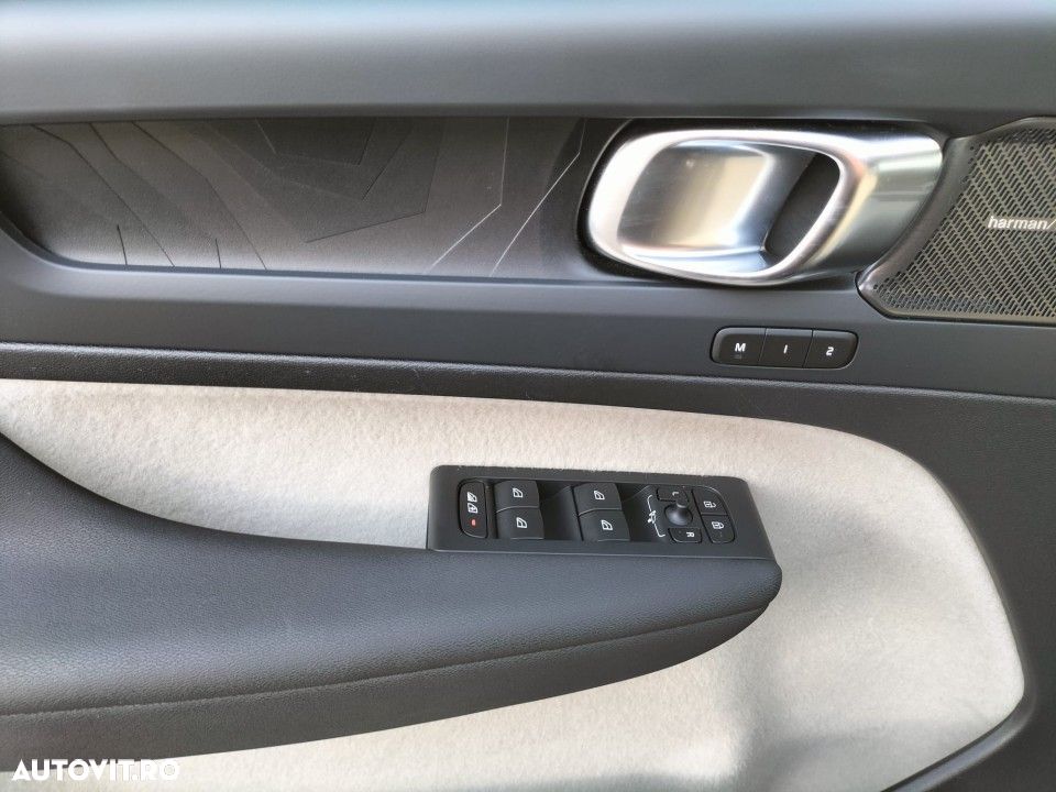 Volvo XC 40 - 17