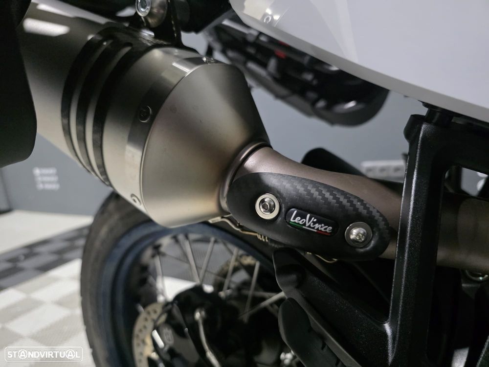 Husqvarna Norden 901 EXPEDITION - 12