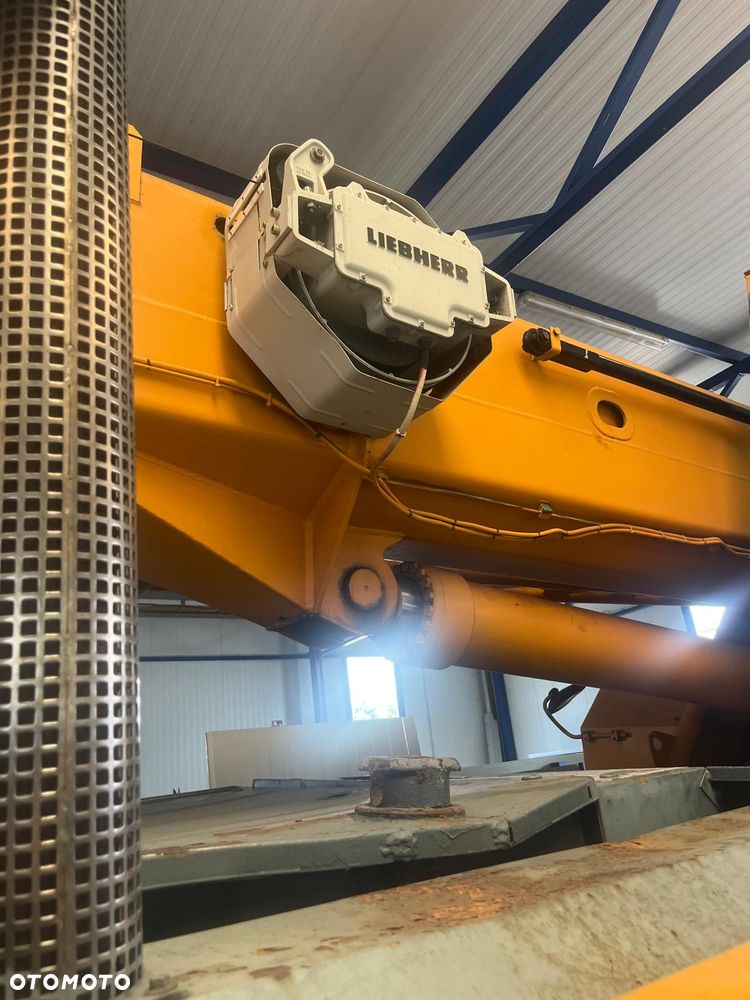 Liebherr 1025 - 3