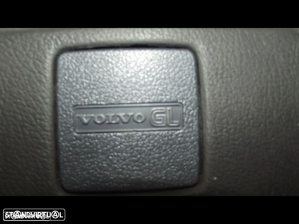 volvo 244 GL volante - 2