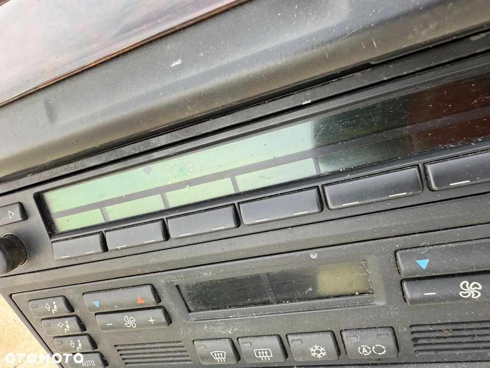BMW E38 RADIO PANEL STEROWANIA KLIMATYZACJI KLIMATRONIK RAMKA RADIA DEKOR DREWNO OSŁONA 8361128 - 5