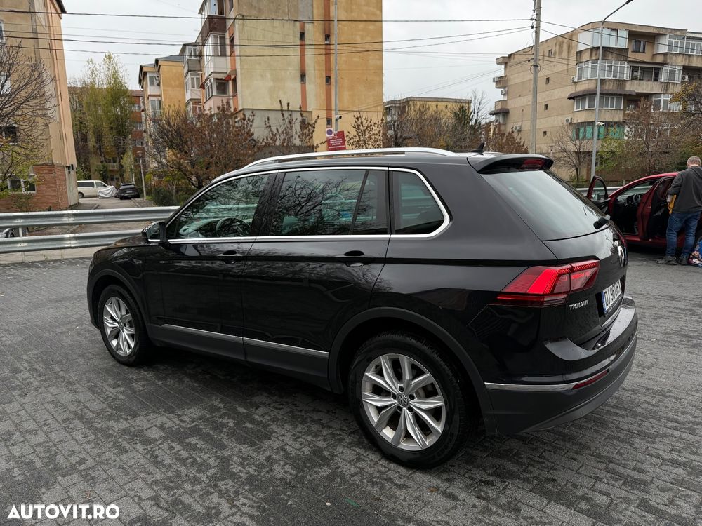Volkswagen Tiguan - 13