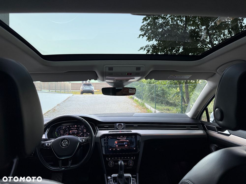 Volkswagen Passat Variant 1.4 TSI Plug-In-Hybrid DSG GTE - 11