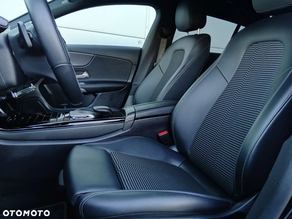 Mercedes-Benz CLA 200 7G-DCT Edition 2022 - 16